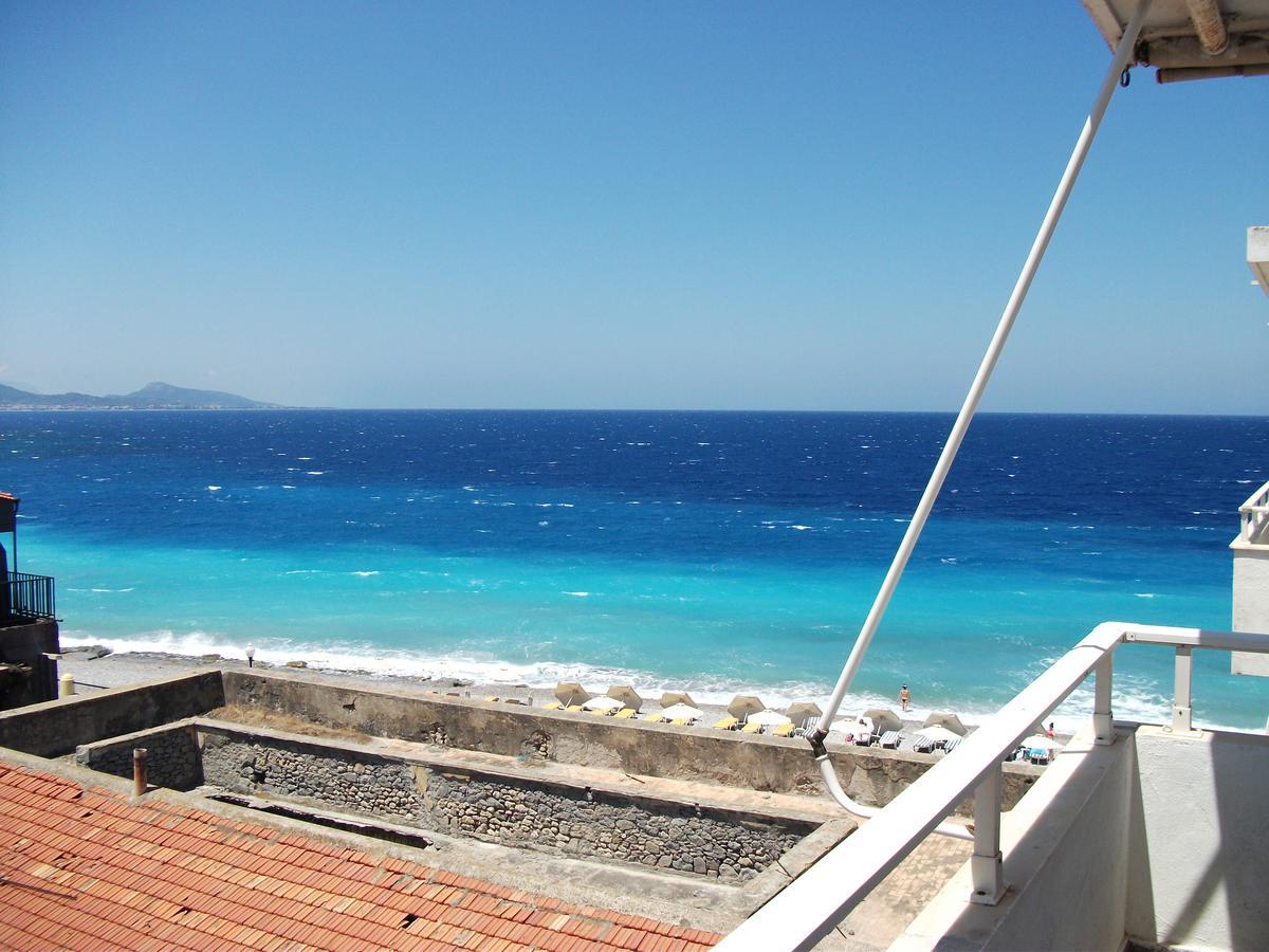 A Unique Seaside View!!! Appartement Rhodes City Buitenkant foto