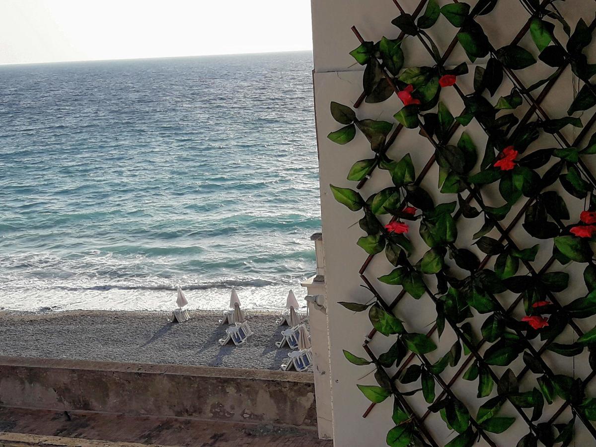 A Unique Seaside View!!! Appartement Rhodes City Buitenkant foto