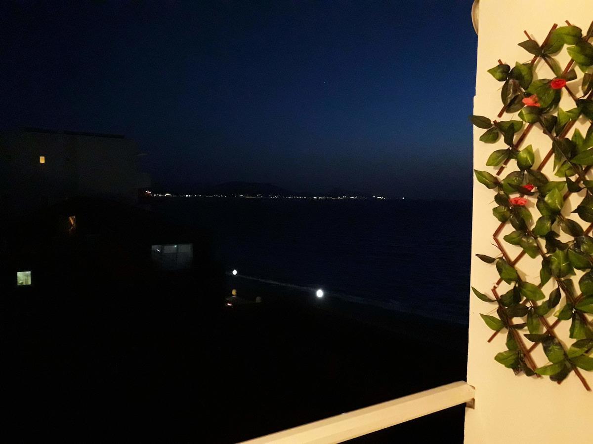 A Unique Seaside View!!! Appartement Rhodes City Buitenkant foto
